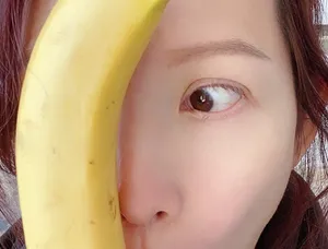 蔡少芬素颜皮肤光滑红润美照图片_2