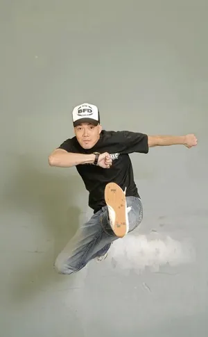 谢天华寸头清爽写真图片_4