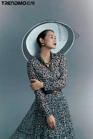 胡杏儿摩登大片写真图片_10