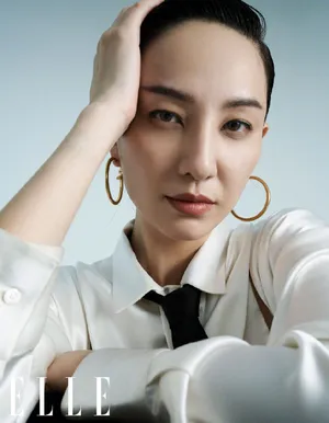 伊能静郑希怡张萌合体大片写真图片_11