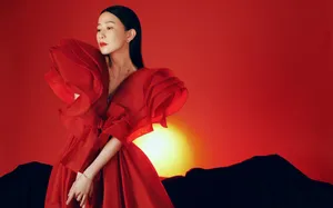 佘诗曼性感红裙写真图片