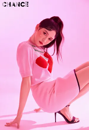 蔡卓妍优雅性感写真图片_2