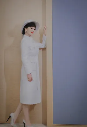 赵雅芝贵妇范性感写真
