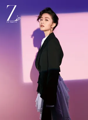 文咏珊时尚质感写真图片