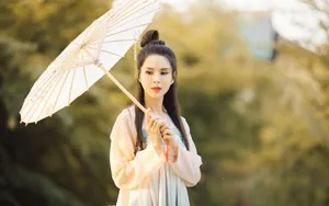 李若彤汉服造型仙气写真图片
