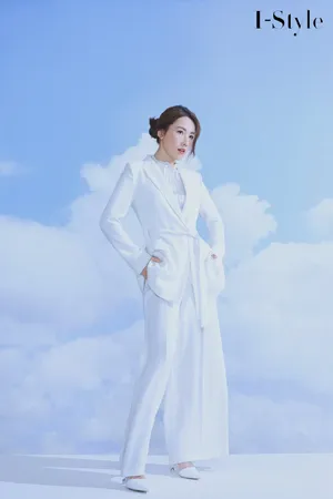 李施嬅甜美优雅写真图片_3