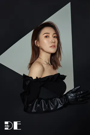 李施嬅时尚灵动写真图片_7