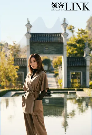 佘诗曼时尚优雅写真图片_4