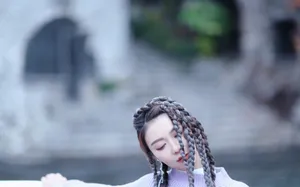 薛凯琪海边时尚优雅写真图片_3