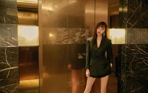 郑雅文西装短裙妩媚写真图片_4