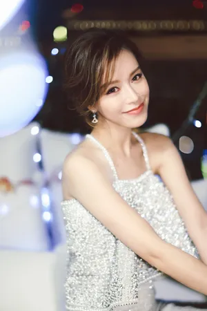 文咏珊唯美浪漫写真图片_2