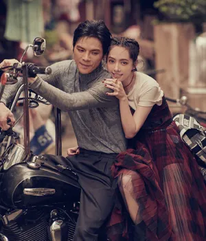 向佐郭碧婷甜蜜写真图片_3