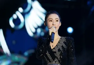 张柏芝黑色亮片裙性感活动照图片_4