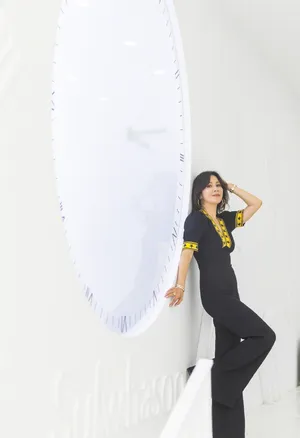 刘嘉玲身姿曼妙性感写真图片