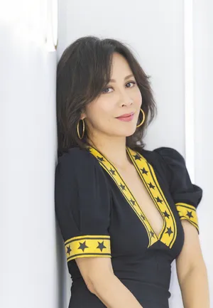 刘嘉玲身姿曼妙性感写真图片_5