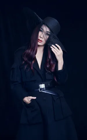 温碧霞性感妩媚写真图片_2