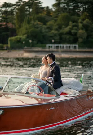 文咏珊浪漫优雅婚纱图片_4