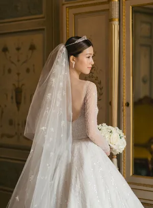 文咏珊浪漫优雅婚纱图片_5