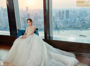 佘诗曼魅力性感婚纱照图片_4