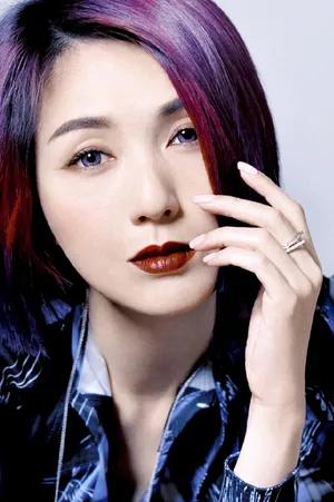杨千嬅性感魅力写真图片