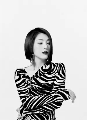 杨千嬅性感魅力写真图片_3