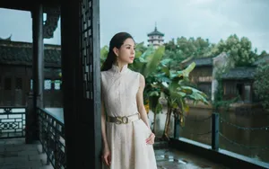 李若彤温婉典雅户外写真