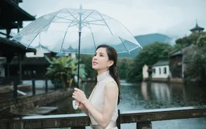 李若彤温婉典雅户外写真_6