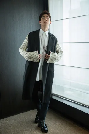 李治廷《白发》发布会帅气写真图片_2