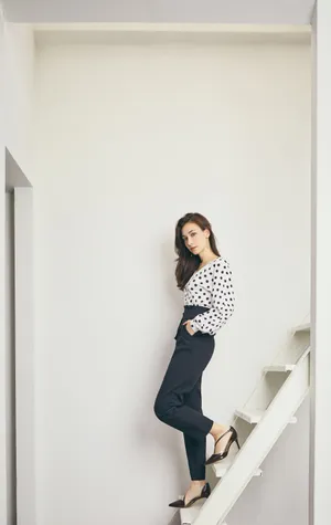 卢靖姗清新甜美写真图片_4