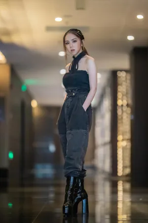 邓紫棋炫酷时尚写真图片_6