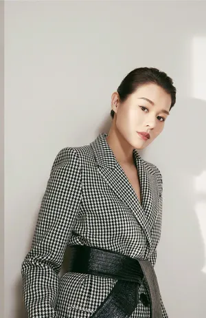 胡杏儿性感时尚魅力写真图片_3