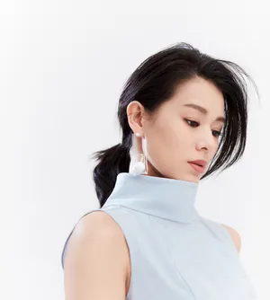 胡杏儿ELLESHOP性感杂志封面写真_2