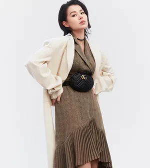 胡杏儿ELLESHOP性感杂志封面写真_6