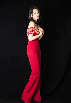胡杏儿性感写真图片