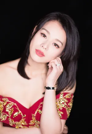 胡杏儿性感写真图片_8