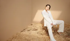 胡杏儿最潮时尚杂志写真_5