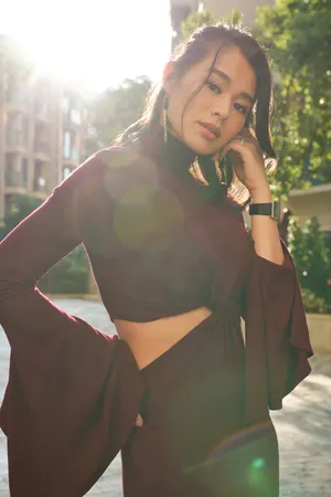 胡杏儿午后慵懒性感写真图片_3