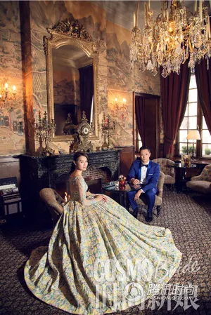 胡杏儿白色鱼尾婚纱惊艳时尚杂志写真_3