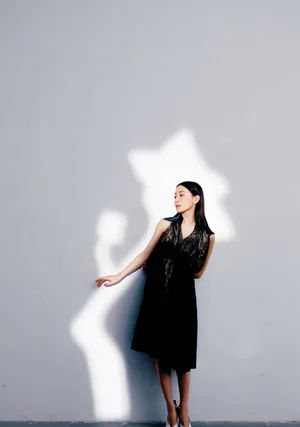 佘诗曼魅力写真图片_2