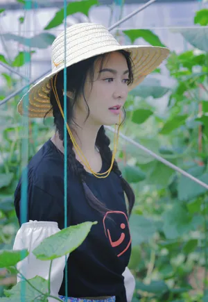 薛凯琪《完美餐厅》甜美剧照图片