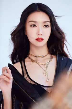 薛凯琪性感时尚靓丽写真图片