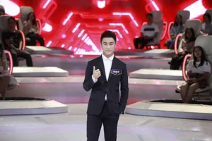 何猷君《一站到底》高清图片_3
