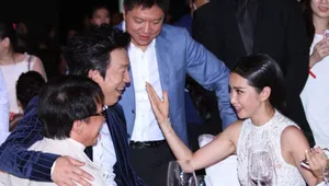 成龙芭莎晚宴左拥右抱范冰冰安以轩均中枪_7