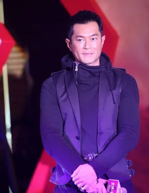 网模歪歪半裸贴身引诱古天乐惨遭制止引尴尬