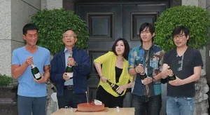 古天乐单身男女2片场庆生杨千嬅周渝民齐祝贺_2