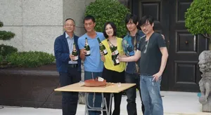 古天乐单身男女2片场庆生杨千嬅周渝民齐祝贺_7