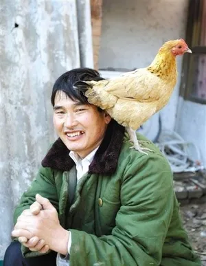 刘德华范冰冰古天乐盘点明星着军大衣的片场靓照_2