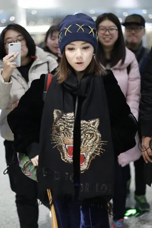 邓紫棋机场时尚写真图片_1