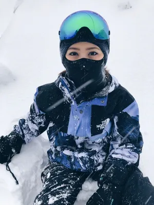 邓紫棋雪地滑雪写真图片_2