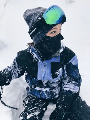 邓紫棋雪地滑雪写真图片_3